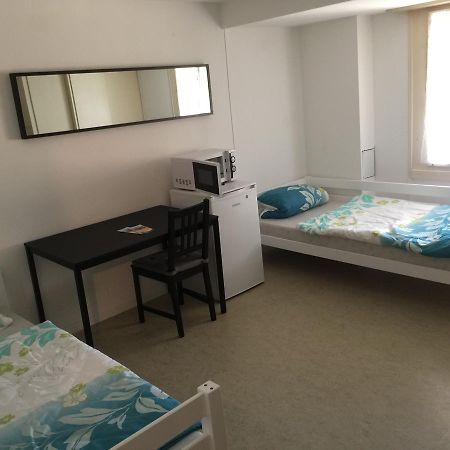 Hostel Airport Oberglatt Kültér fotó