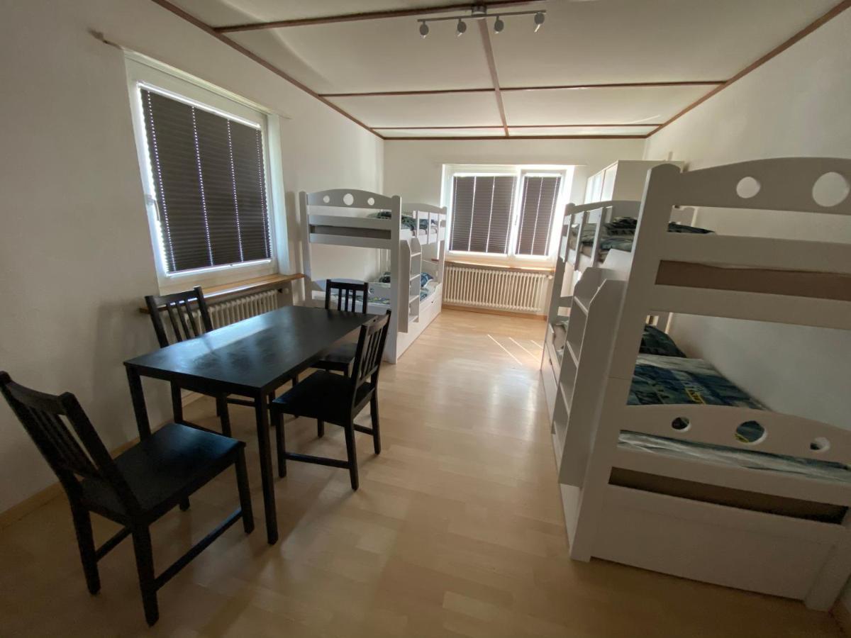Hostel Airport Oberglatt Kültér fotó