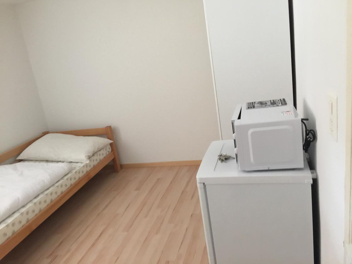 Hostel Airport Oberglatt Kültér fotó