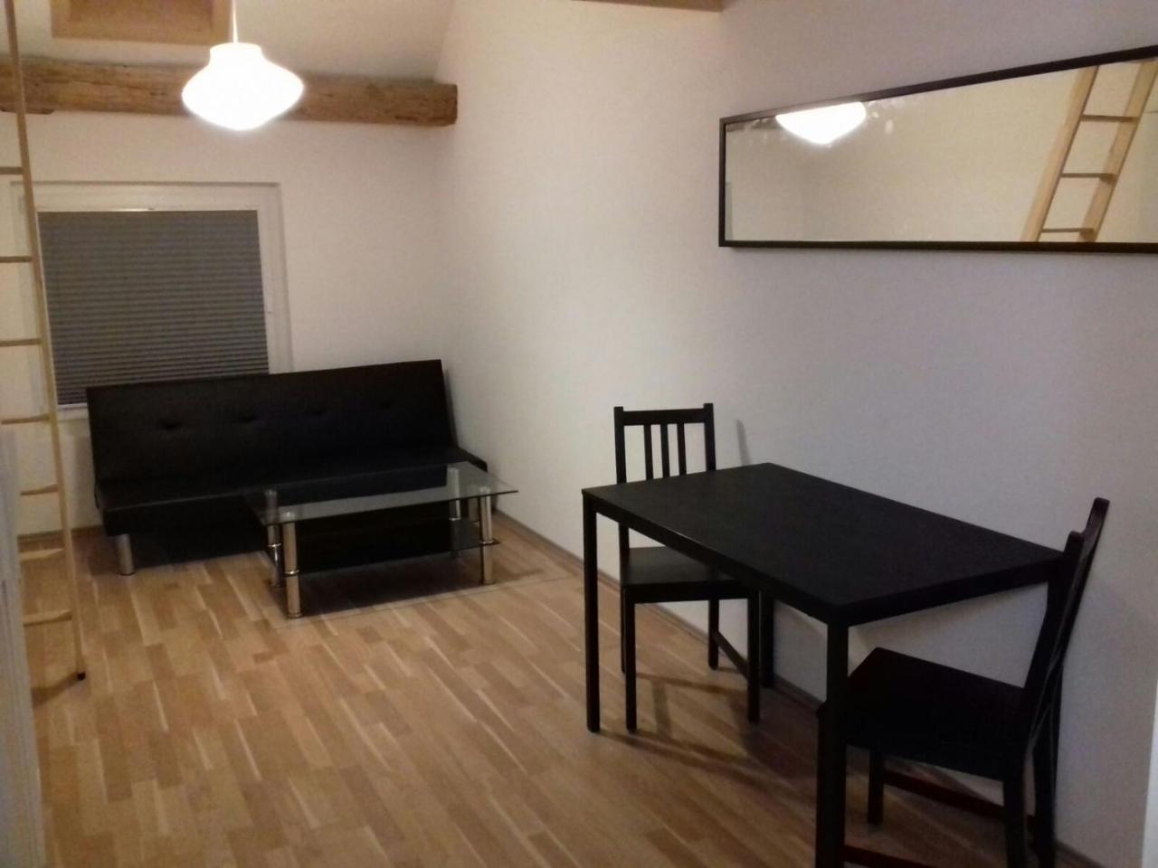 Hostel Airport Oberglatt Kültér fotó