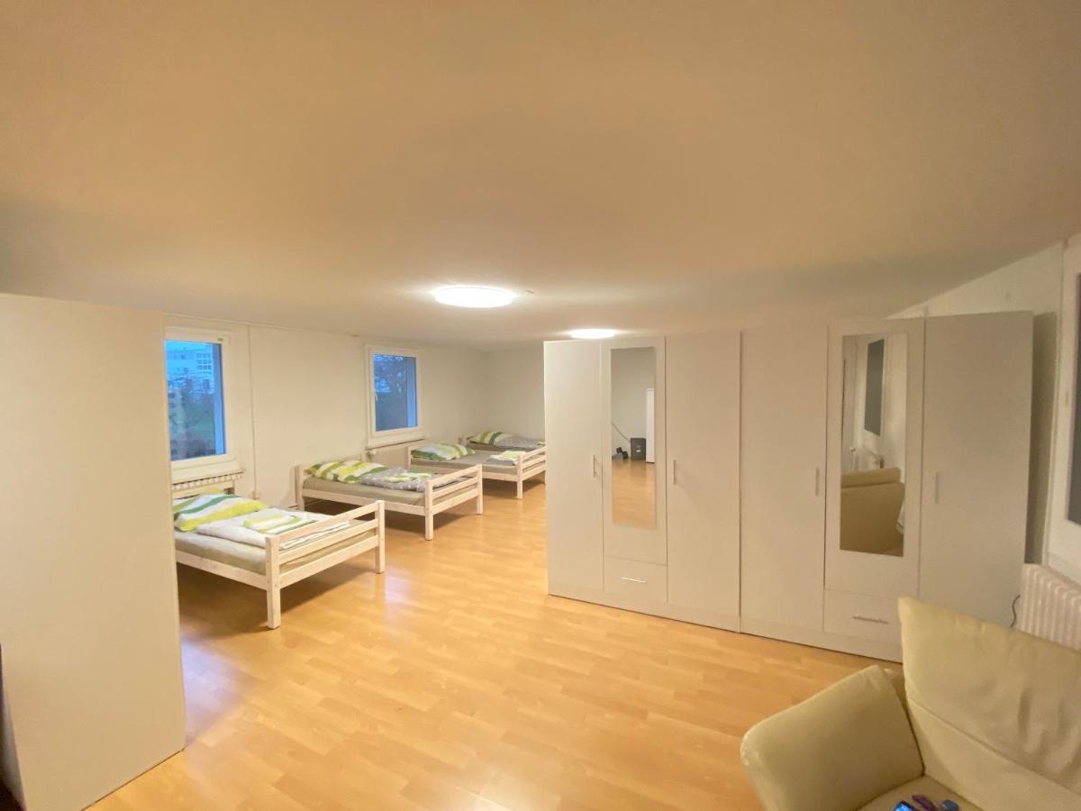 Hostel Airport Oberglatt Kültér fotó